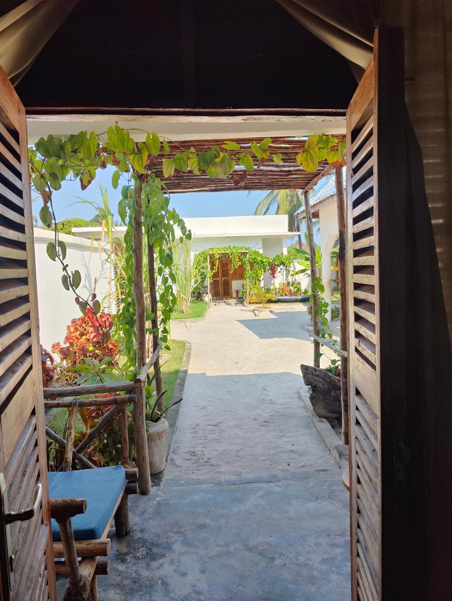 Utende Mafia Island Bungalows מראה חיצוני תמונה